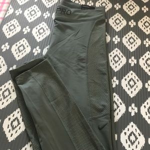 Nike Pro Tight Fit